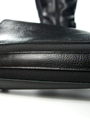 Damskie czarne długie kozaki z gumką Potocki