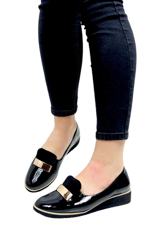 Damskie czarne wciągane półbuty