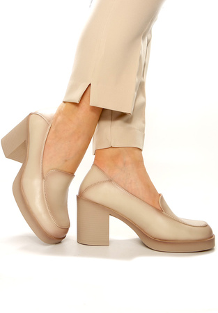 Damskie beżowe półbuty wysoki słupek Potocki