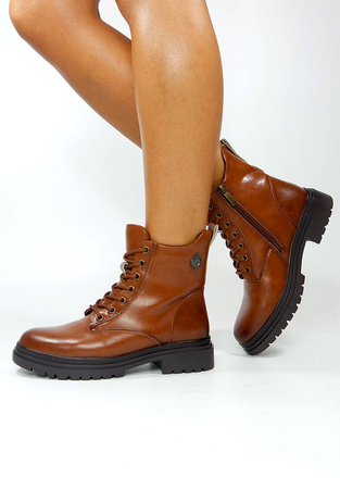 Damskie brązowe botki niski klocek zapinane Potocki