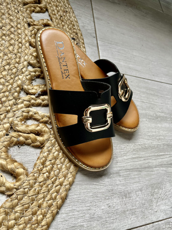 Damskie płaskie czarne klapki