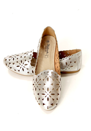 Damskie srebrne metaliczne ażurowe baleriny Skotnicki