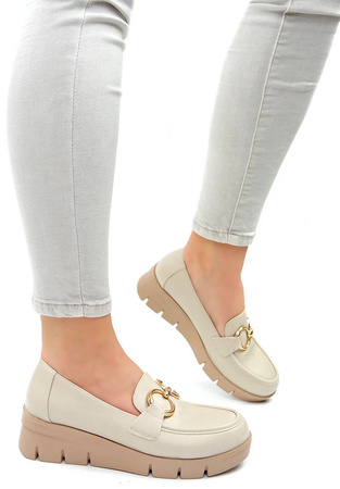 Damskie beżowe czółenka na koturnie Potocki