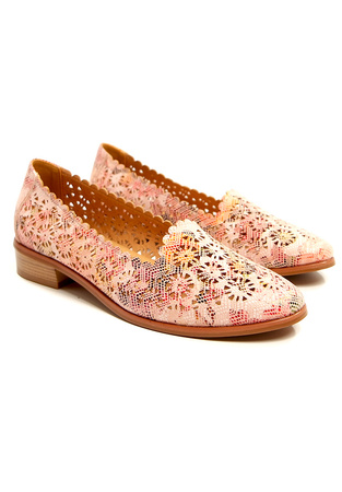 Damskie różowe pudrowe kwiaty półbuty czółenka ażurowe na klocku Potocki