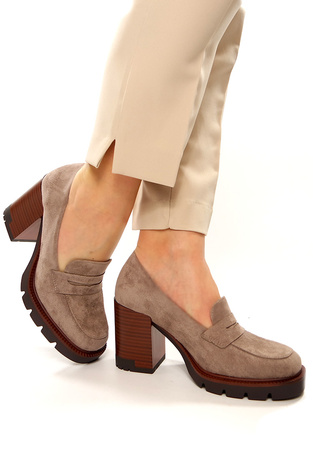 Damskie beżowe półbuty czółenka na szerokim wysokim słupkuPotocki