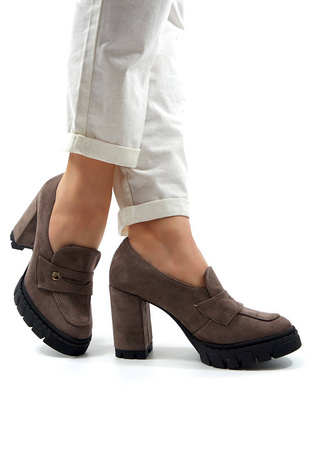 Damskie brązowe półbuty wysoki słupek