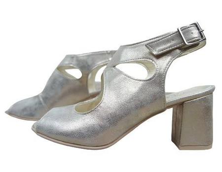 DAMSKIE ZŁOTE SANDAŁY NA SŁUPKU