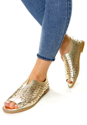 Damskie złote zabudowane ażurowe sandały z zamkiem