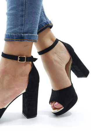 DAMSKIE CZARNE SANDAŁY NA PLATFORMIE