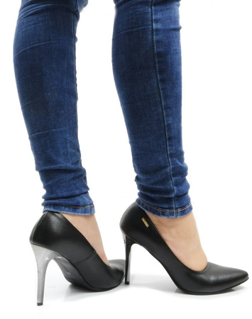 Damskie czarne szpilki 3d