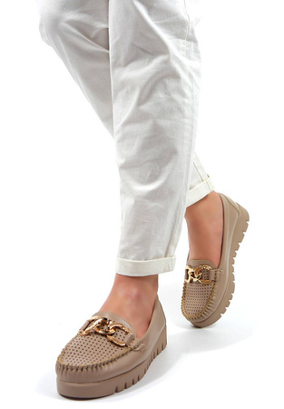 Damskie beżowe lekkie mokasyny półbuty z łańcuchem