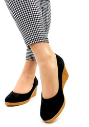 Damskie czarne czółenka koturn