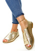 Damskie złote zabudowane ażurowe sandały z zamkiem