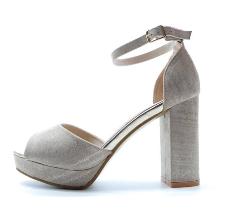 DAMSKIE BEŻOWE SANDAŁY NA PLATFORMIE