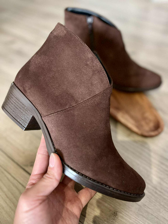 Damskie brązowe czekoladowe niskie botki zamsz