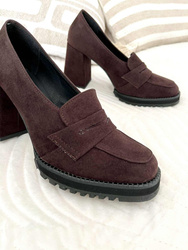 Damskie czekoladowe brązowe zamszowe półbuty słupek