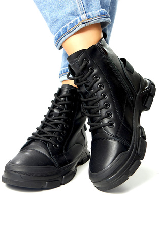 Damskie czarne botki trapery ze skóry naturalnej gumowa podeszwa