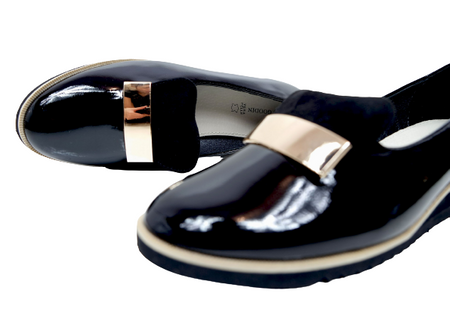 Damskie czarne wciągane półbuty