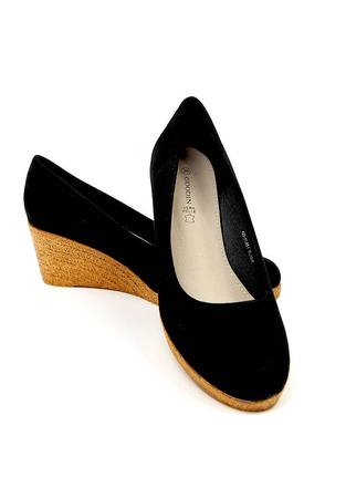 Damskie czarne czółenka koturn