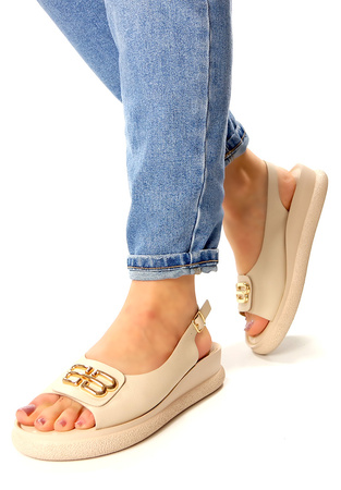 Damskie beżowe sandały na platformie
