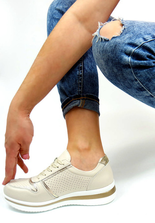 Damskie beżowe skórzane obuwie sportowe koturn