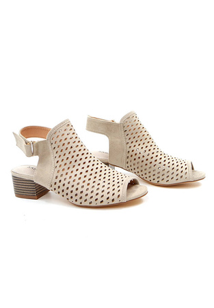Damskie beżowe zabudowane sandały klocek