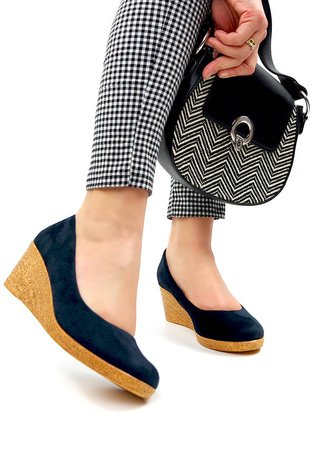 Damskie granatowe czółenka koturn