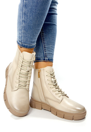 Damskie beżowe botki trapery na koturnie Potocki