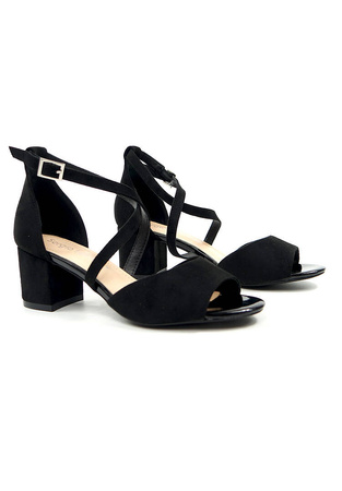 Damskie czarne sandały na klocku zakryta pięta