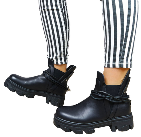 Damskie czarne botki wciągane glany trapery