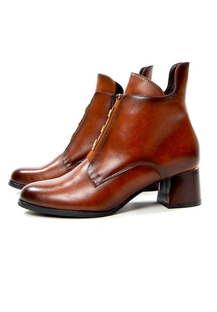 Damskie brązowe botki na obcasie 12667 potocki