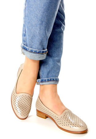 Damskie beżowe baleriny półbuty ażurowe na klocku Potocki