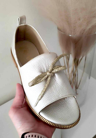 Damskie perłowe niskie sandały saszki