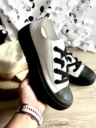 Damskie biało czarne trampki ze skóry naturalnej