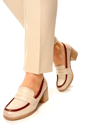 Damskie beżowe mokasyny półbuty na wyższym klocku Potocki