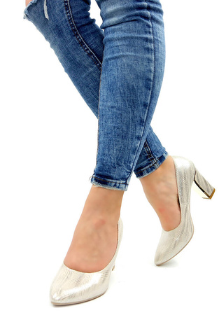 Damskie złote eleganckie czółenka słupek wyższe