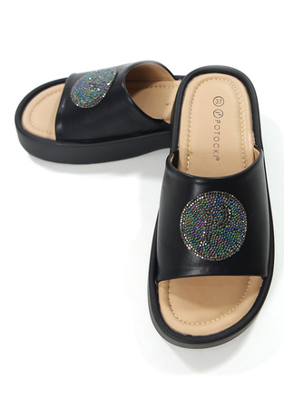 Damskie czarne klapki na koturnie platformie Potocki