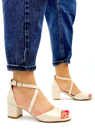 Damskie beżowe sandały na klocku paski na krzyż