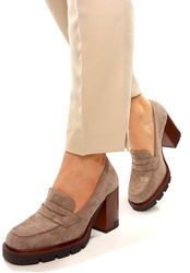 Damskie beżowe półbuty czółenka na szerokim wysokim słupkuPotocki