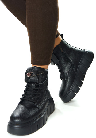 Damskie beżowe botki 19333 Potocki