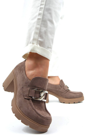 Damskie beżowe khaki zamszowe półbuty słupek Potocki